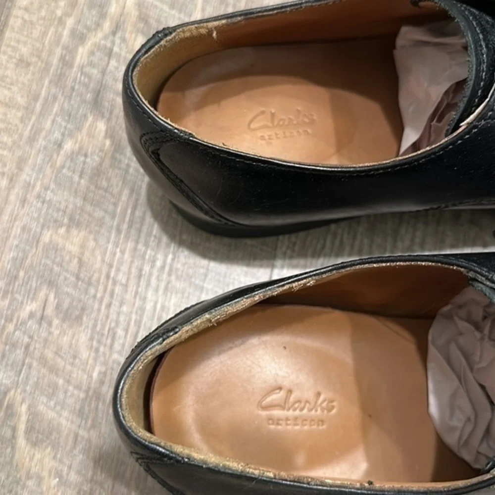 Clarks artisan black leather lace up Oxford dress shoes size 10